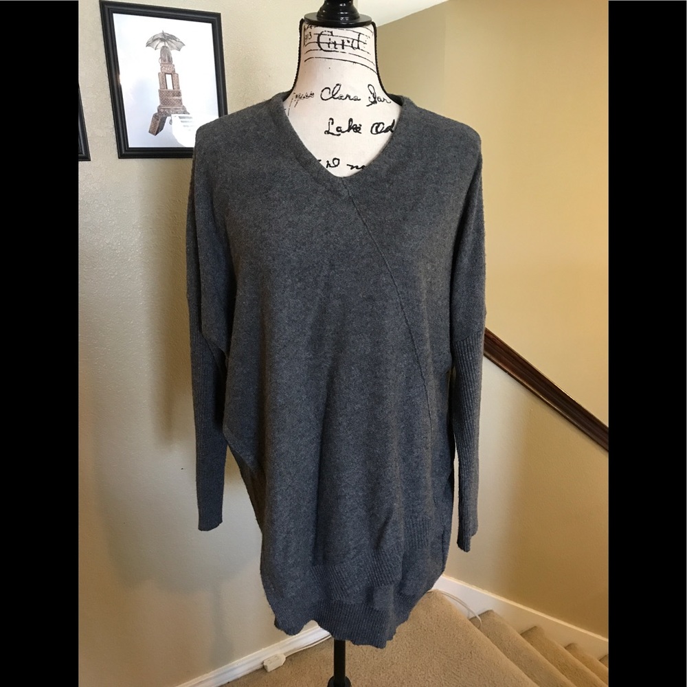 COIN 1804 grey sweater size L